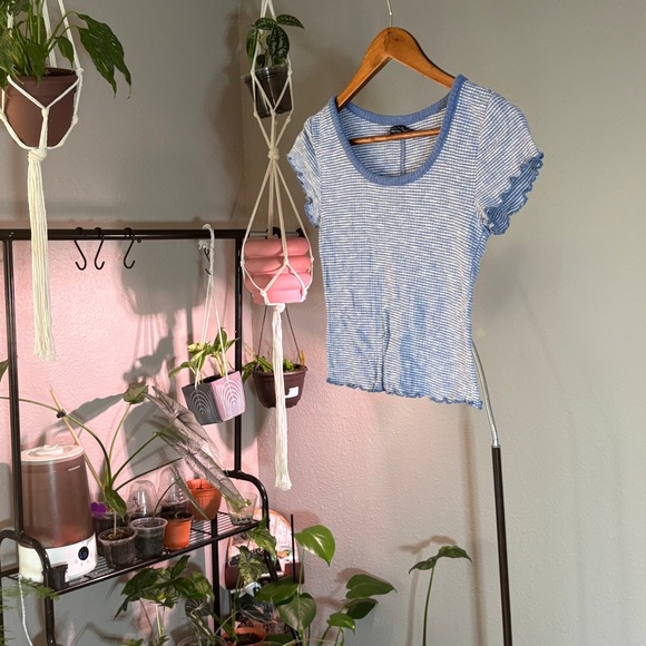 Abercrombie & Fitch Blue Striped Ringer Tee Top Ribbed Knit Cute XS - Picture 1 of 8